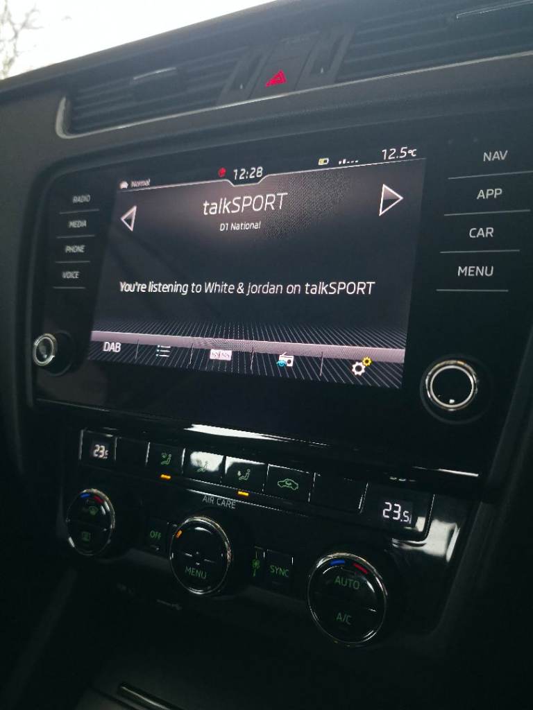 Skoda Octavia 2.0 TDi SE Technology Estate 150 Euro 6