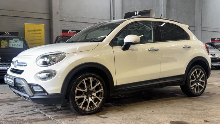 FIAT 500X 1.6 500x Off-road Look 1.6 Multijet 120hp Cross Plus Diesel White 5dr