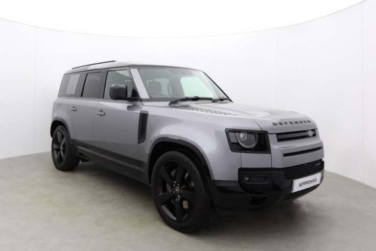 LAND ROVER DEFENDER 3.0 D300 X-Dynamic HSE 110 5dr Auto [6 Seat]