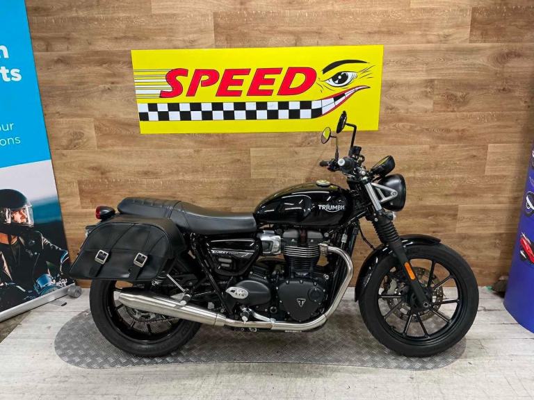 Bonneville Street Twin