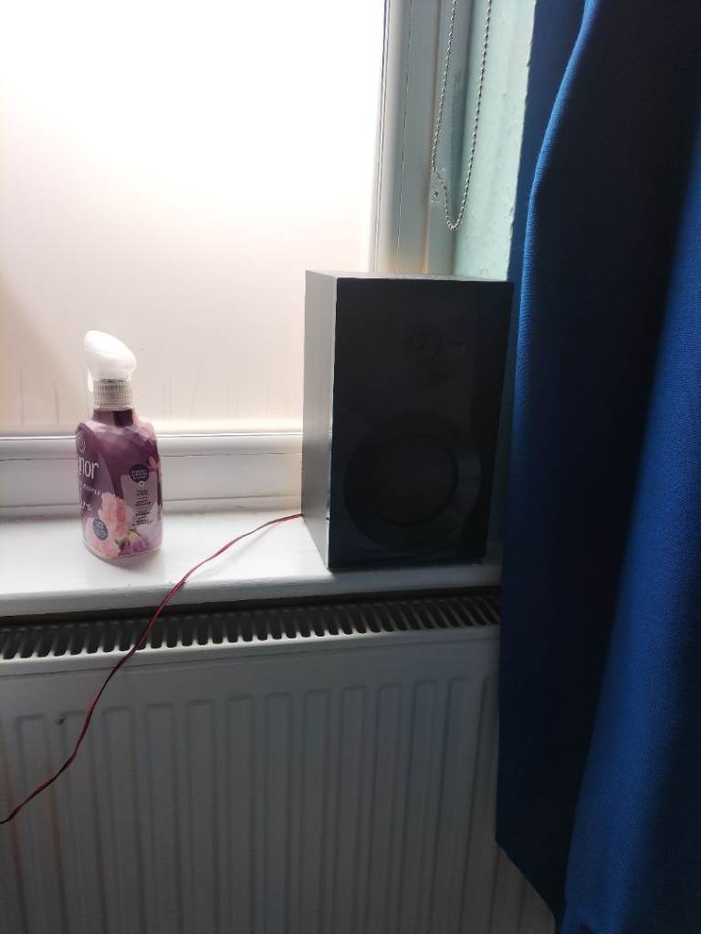 LG 100W Compact Stereo with DAB+ Radio & CD Player cash only please 