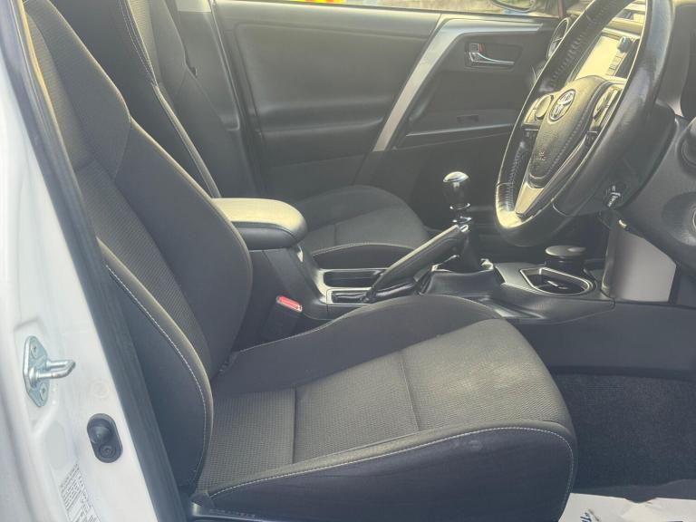 2017 Toyota RAV4 2.0 D-4D Business Edition TSS 5dr 2WD ESTATE DIESEL Manual