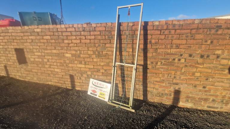 Sheep handling race guillotine gate farm livestock tractor 