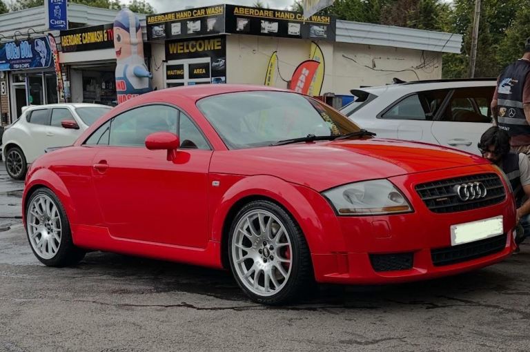 Audi, TT, 3.2 V6 Rare Manual low miles. 