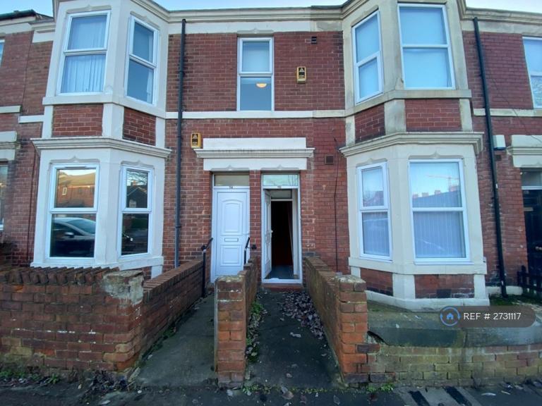 3 bedroom flat in Doncaster Road, Newcastle Upon Tyne, NE2 (3 bed) (#2731117)