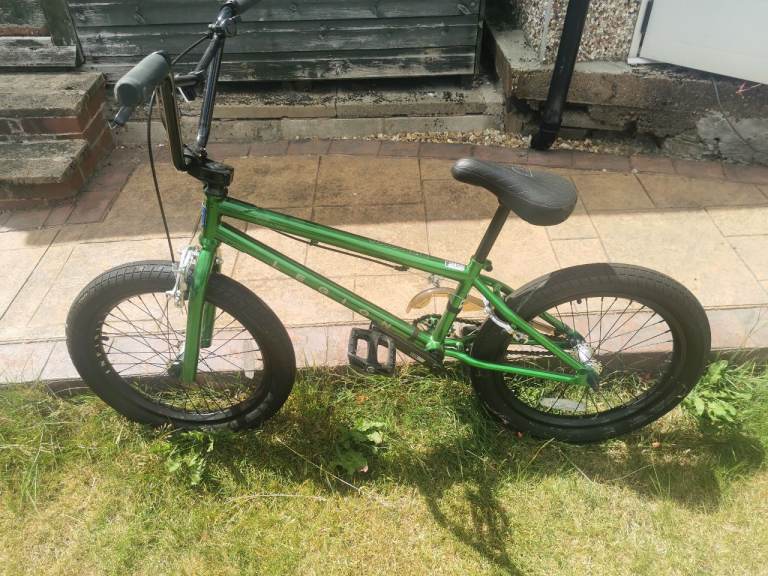 Mongoose Legion L100 BMX Bike – Green