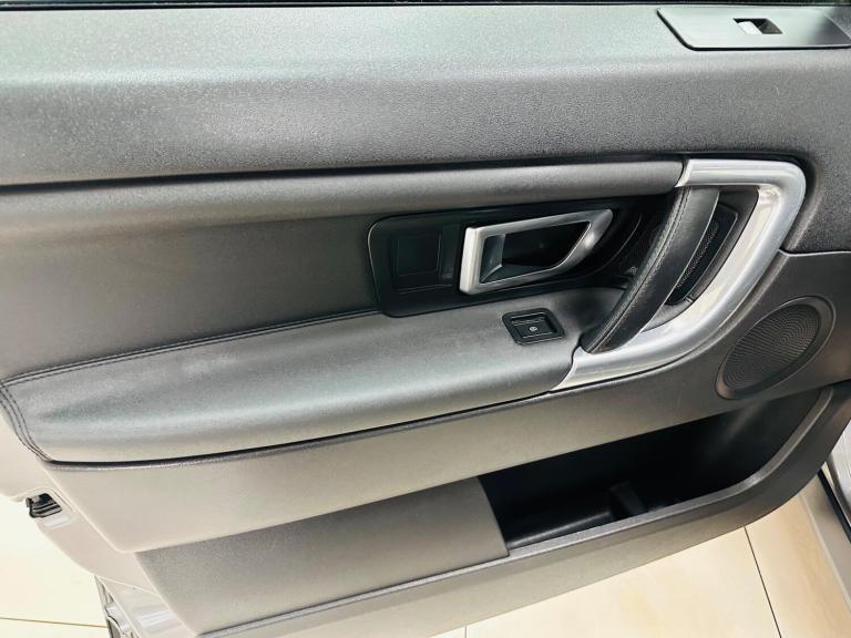 2016 Land Rover Discovery Sport 2.0 TD4 180 HSE 5dr Auto ESTATE DIESEL Automatic