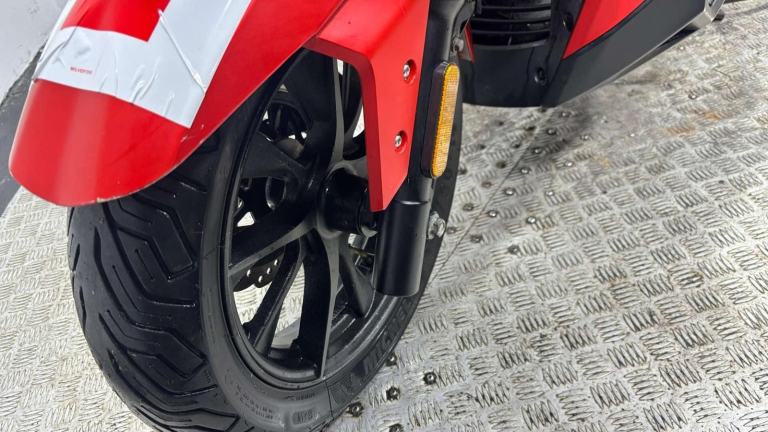 Lexmoto Apollo 2021 8K RUNNING PROJECT SCOOTER SPARES OR REPAIR 125CC MAXI