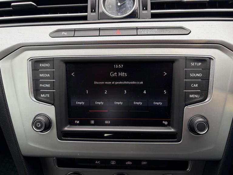  Volkswagen Passat 2.0 TDI BlueMotion Tech SE Euro 6 (s/s) 4dr Diesel Manual