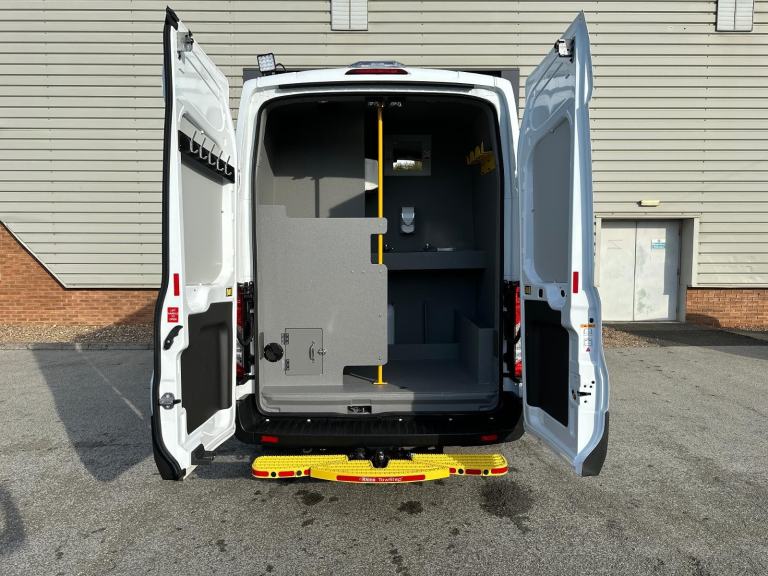 24 Reg, Ford Transit L3H3 RWD,Toilet, Mess, Kitchen, Welfare, Van, Air-Con 