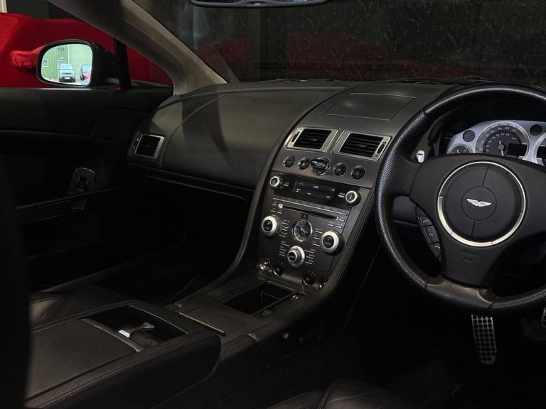 2011 Aston Martin Vantage 4.7 V8 Roadster 2dr Petrol Sportshift Euro 4 (420 bhp) Convertible Petr...