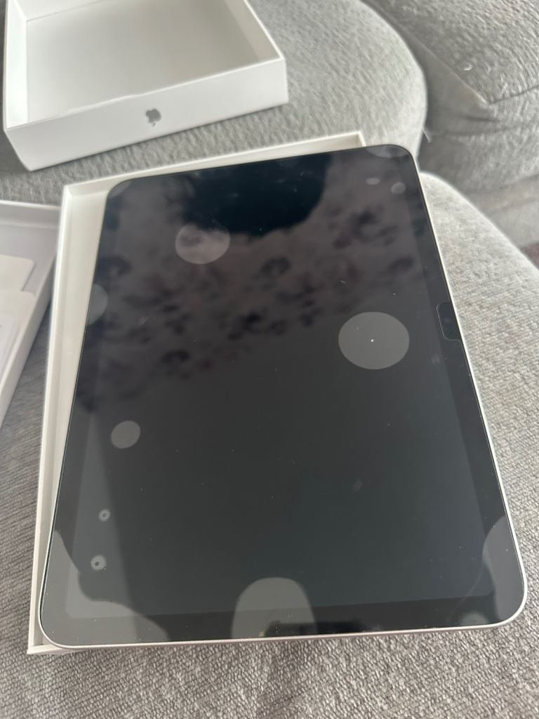 Apple iPad Air new with box no charger 200 ONO