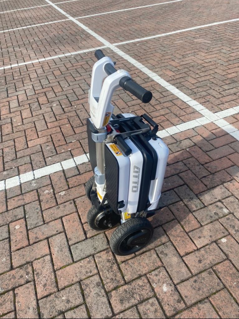 Moving life Atto mobility scooter