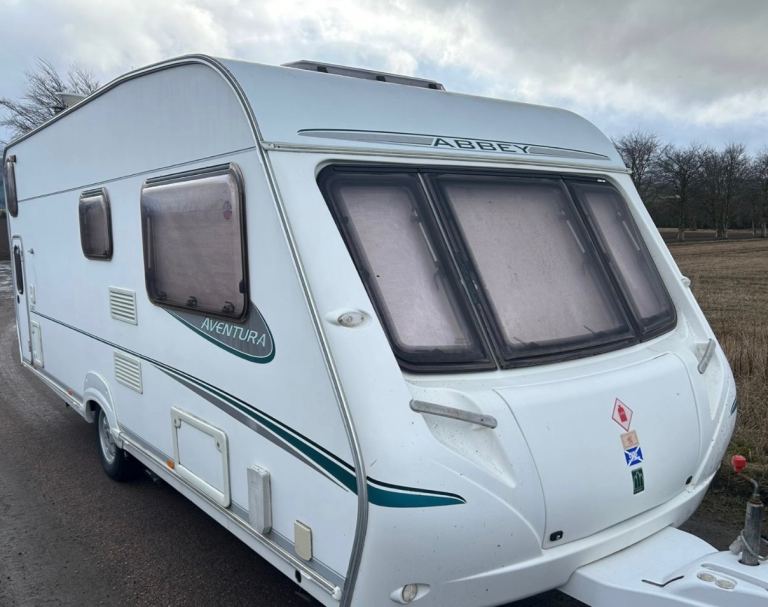 2007 Abbey Aventura 6 berth with fixed side  bunk beds, full awning & motor mover 