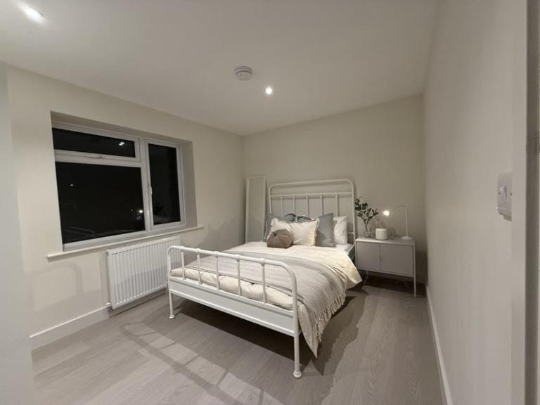 Leeds Shared Accommodation Available – UC, PIP, ESA & Carer's Allowance