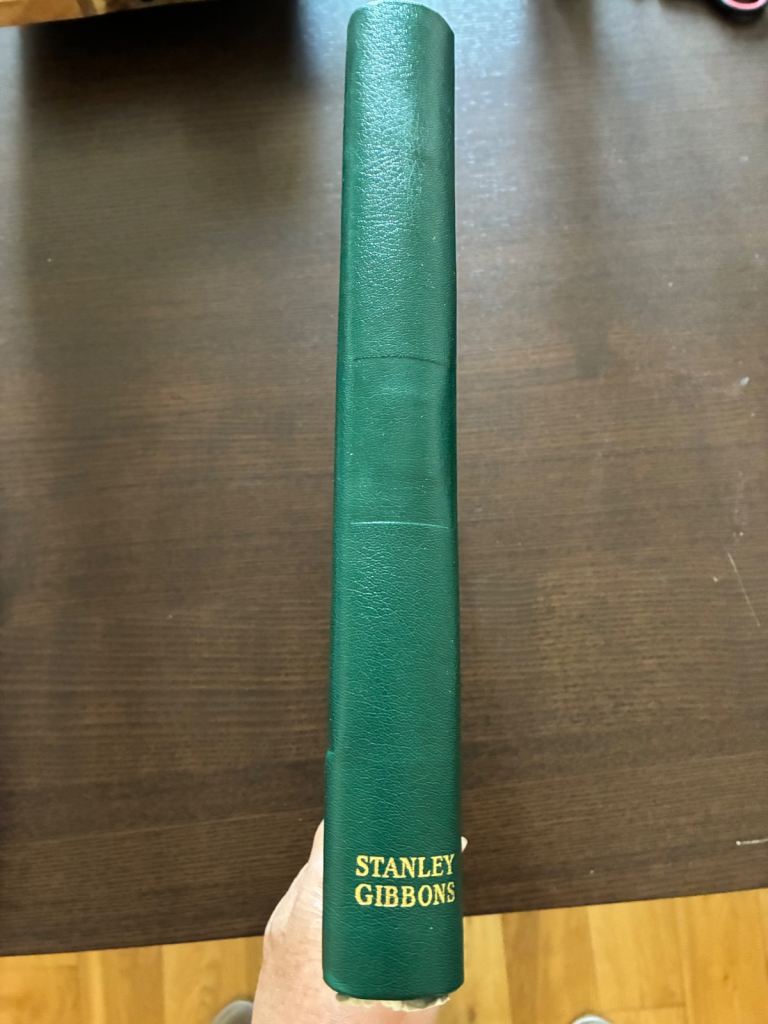 Vintage STANLEY GIBBONS GREEN SPRINGBACK STAMP ALBUM