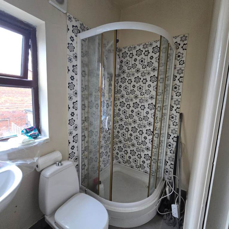 1 BED FLAT ON BRISTOL ROAD