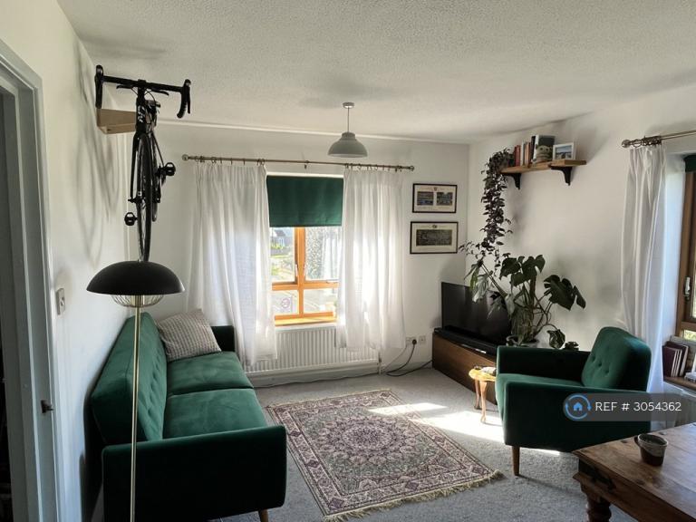 1 bedroom flat in Carlton Way, Cambridge, CB4 (1 bed) (#3054362)
