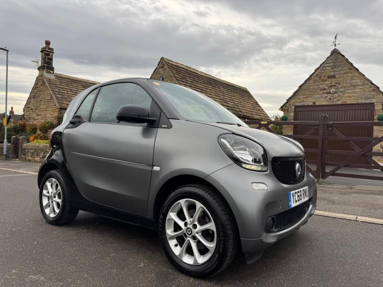 2018 smart FORTWO COUPE 2018 68 SMART FORTWO 1.0 PASSION EURO 6 COUPE Petrol Man