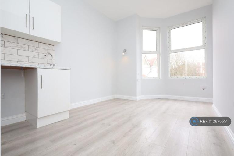 1 bedroom in St. Julians Farm Road, London, SE27 (#2878551)