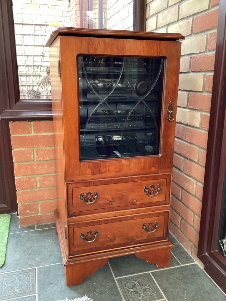 Hi-Fi Music System Cabinet