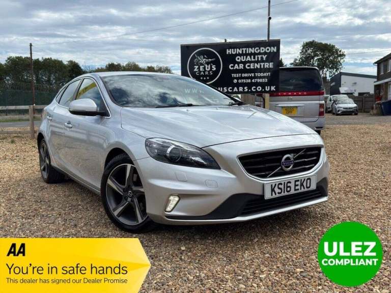 2016 Volvo V40 2.0 D2 R-Design Lux Nav Hatchback 5dr Diesel Manual Euro 6 (s/s) (120 ps) Hatchbac...