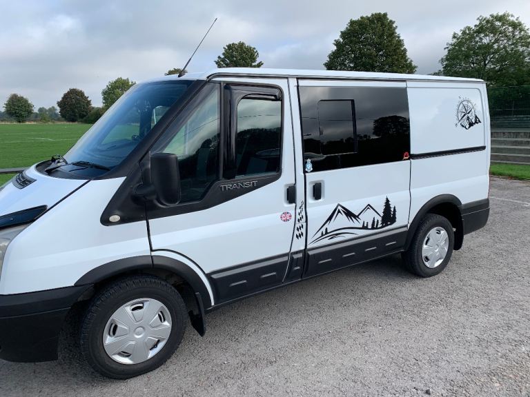 CAMPER VAN
