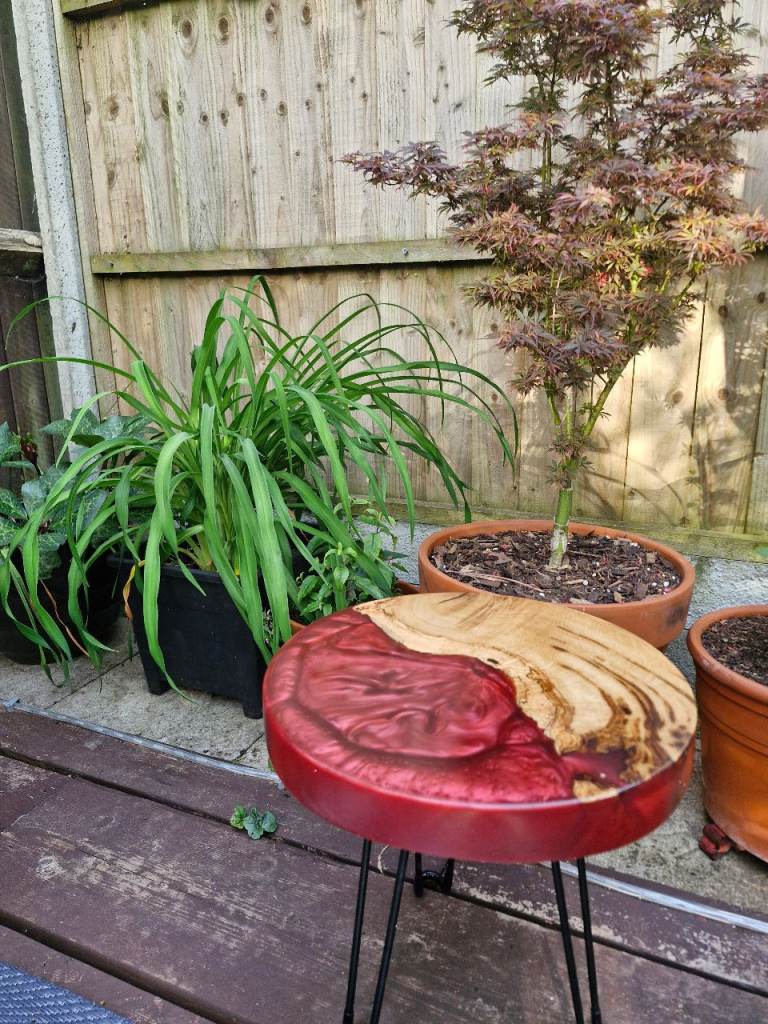 Wood and resin side tables 