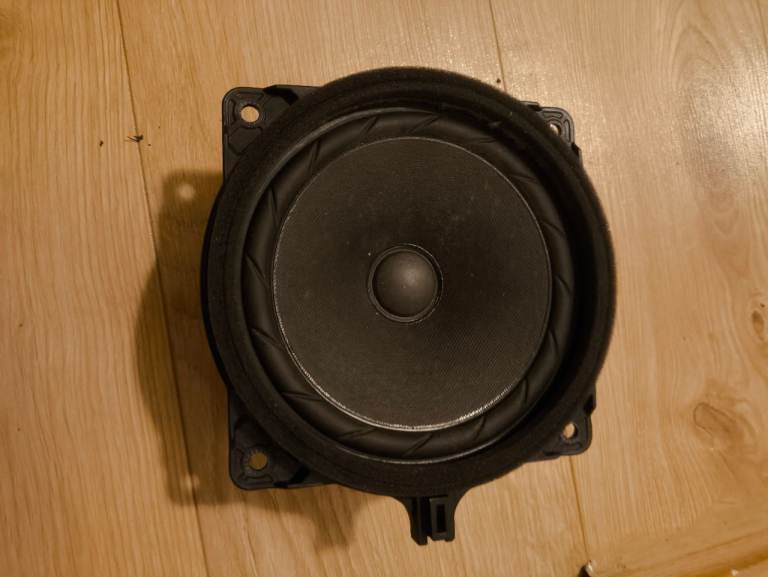 Kia Carens 2017 Left Speaker 