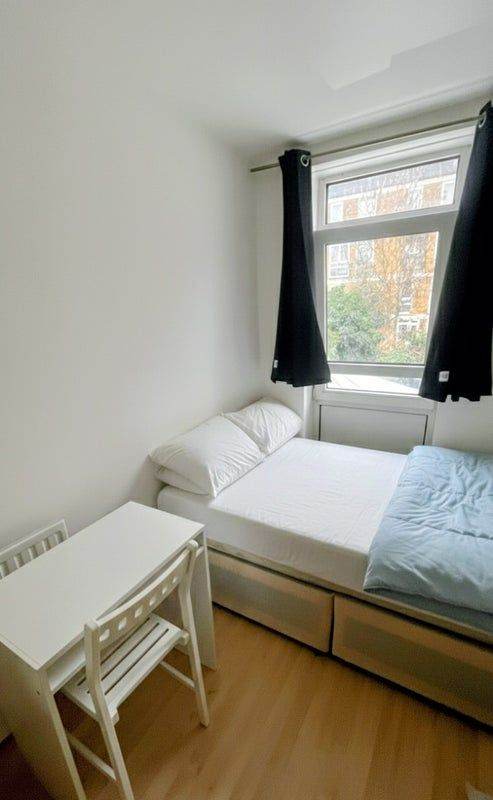 🔥 Newly Refurbished Apartment | Bow / Devons Road | 2 Rooms Available 🏠
