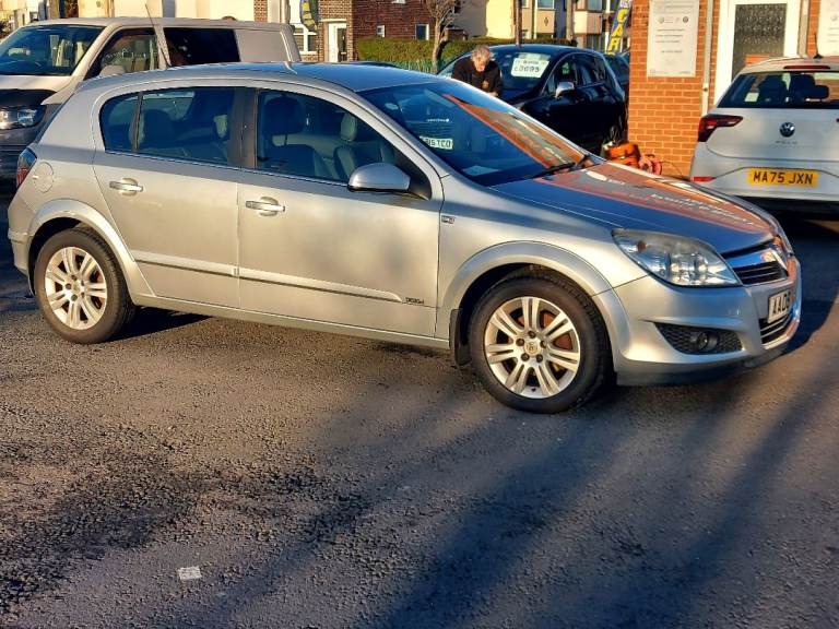 Vauxhall, ASTRA, Hatchback, 2008, Manual, 1598 (cc), 5 doors
