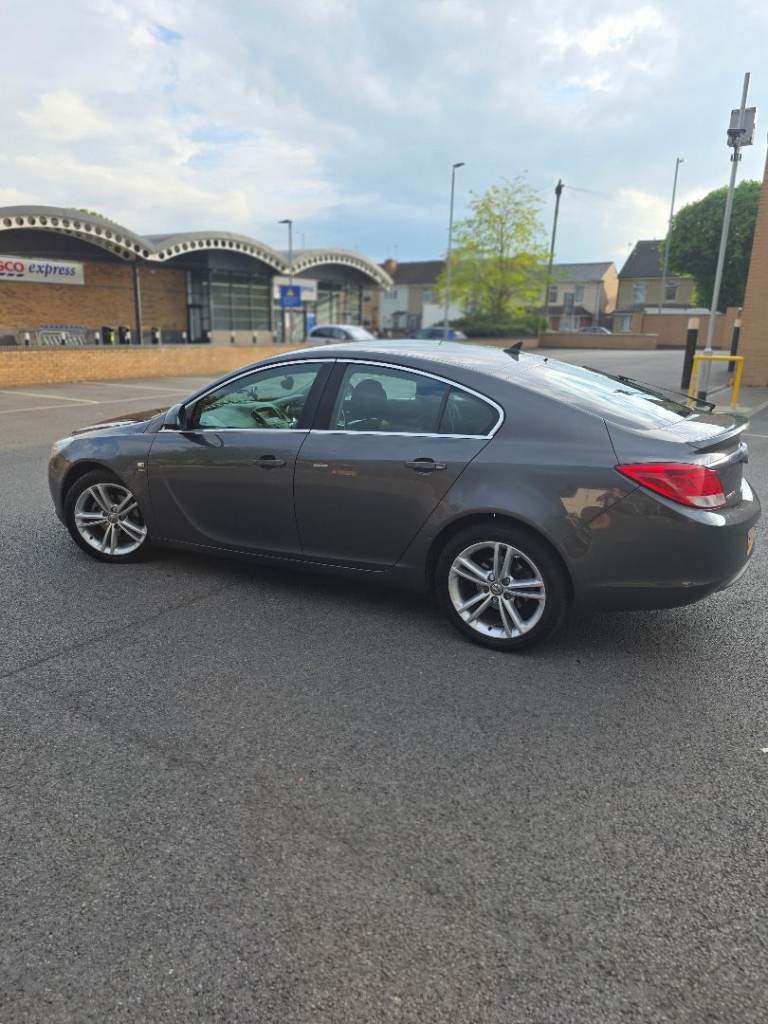Vauxhall, INSIGNIA, Hatchback, 2010, Manual, 1956 (cc), 5 doors