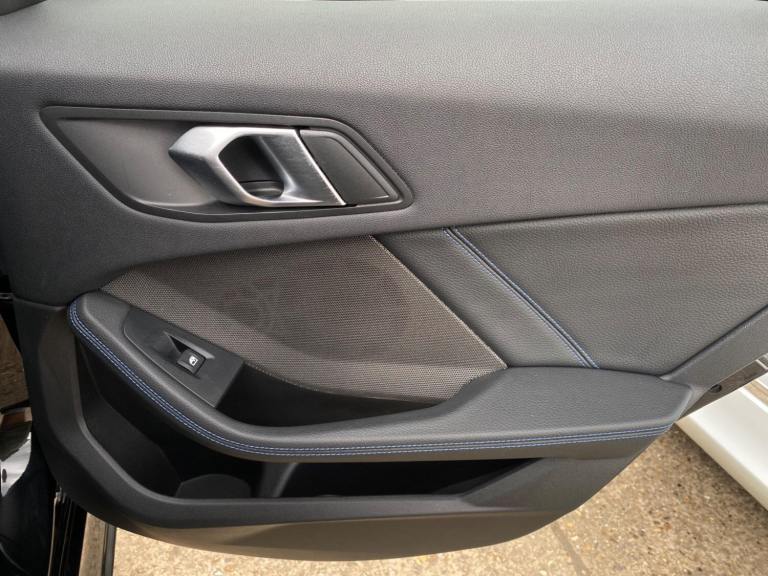 2023 BMW 1 Series 2.0 M135i Auto xDrive Euro 6 (s/s) 5dr HATCHBACK Petrol Automatic