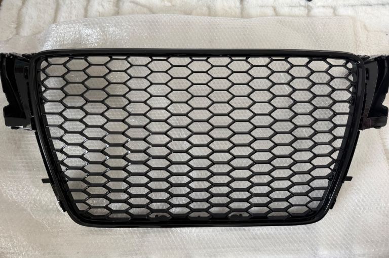 Audi Honeycomb Grille