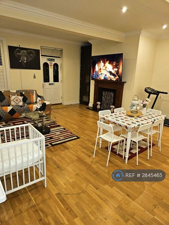 1 bedroom in Moorcroft, Uxbridge, UB8 (#2845465)