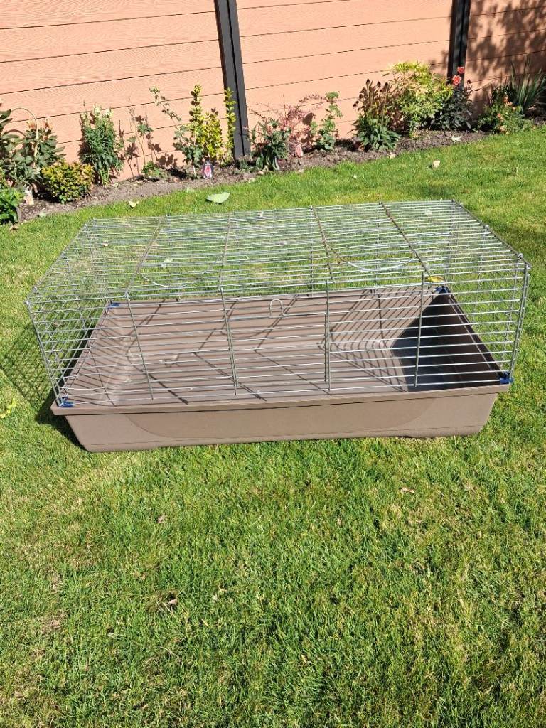 Small pet cage