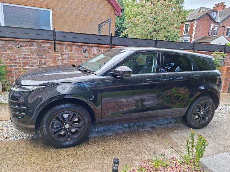 Land Rover, RANGE ROVER EVOQUE 2.0 D150 SUV 5dr Diesel Auto 4WD Euro 6 (s/s) 2019
