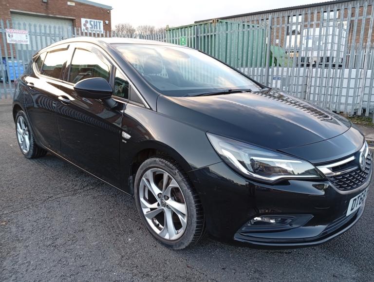 2019 Vauxhall Astra 1.6T 16V 200 SRi 5dr HATCHBACK Petrol Manual