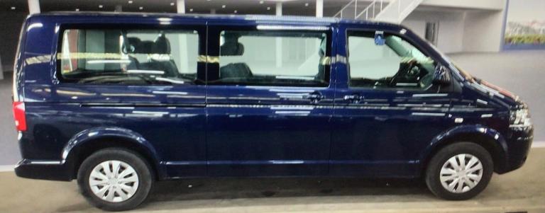 2015 Volkswagen Transporter Shuttle 2.0 TD T30 SE DSG L3 H1 4dr MPV Diesel Automatic