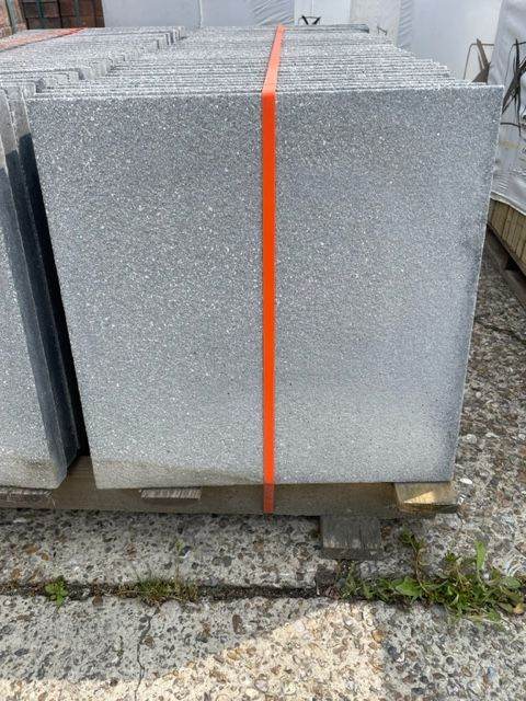 EATON TEXTURED 450x450x32MM GRAPHITE CONCRETE SLABS - BARGAIN SALE - ONLY 50 LEFT IN STOCK NOW!!