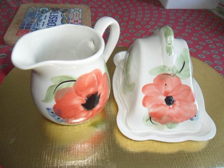 Lovely Ceramic Jug and Butter Dish Set - Poppy Design