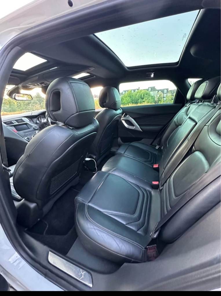 Citroen, DS5, Hatchback, 2012, Other, 1997 (cc), 5 doors
