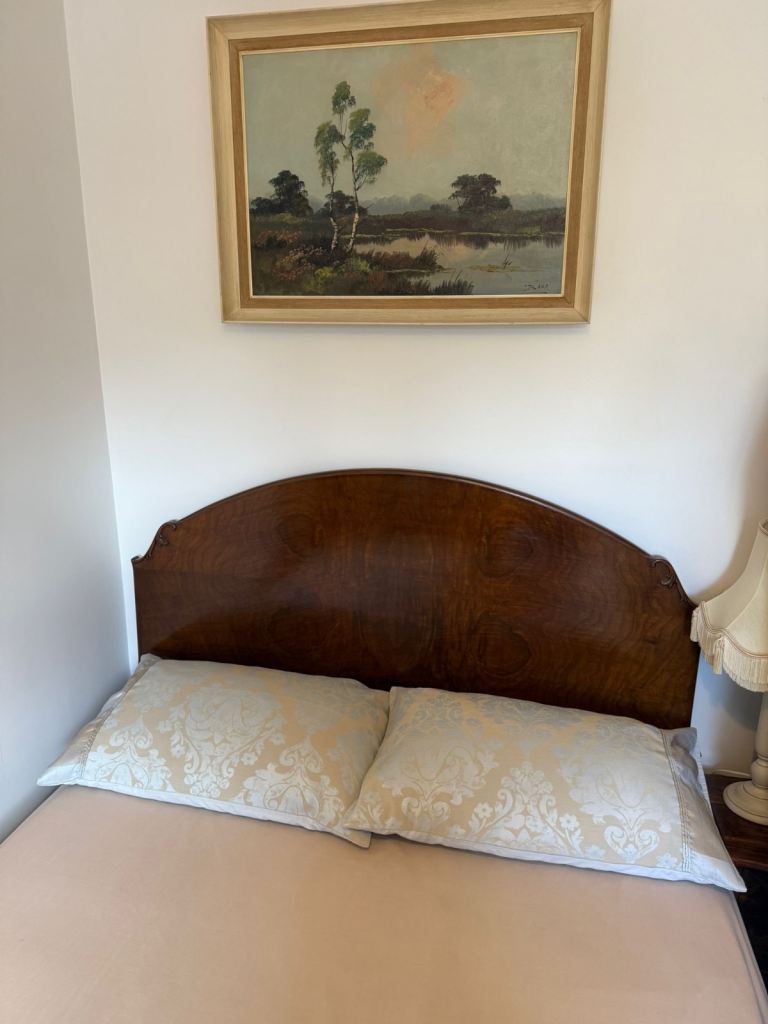 Antique bed 