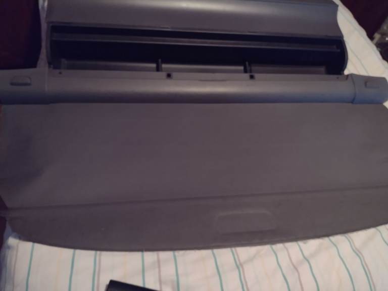 Volvo V50 2008 Original Retractable parcel shelf