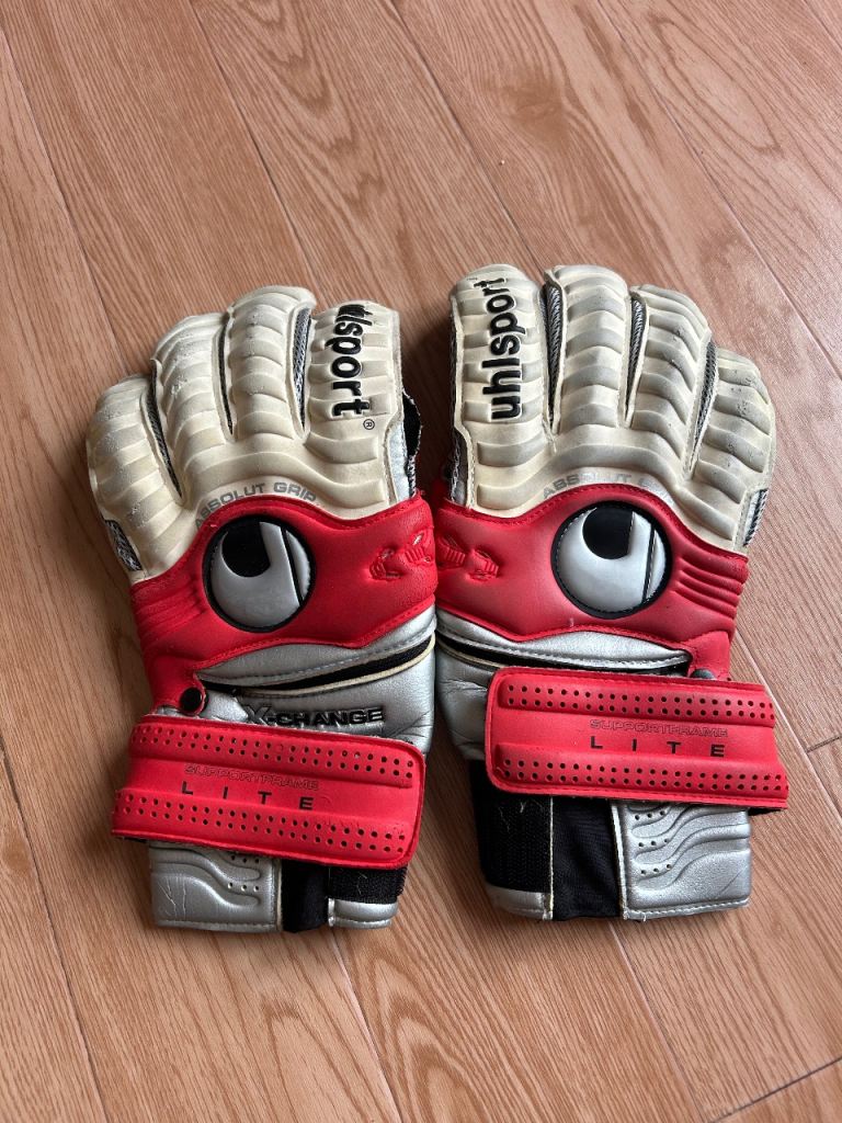 Football keeper gloves