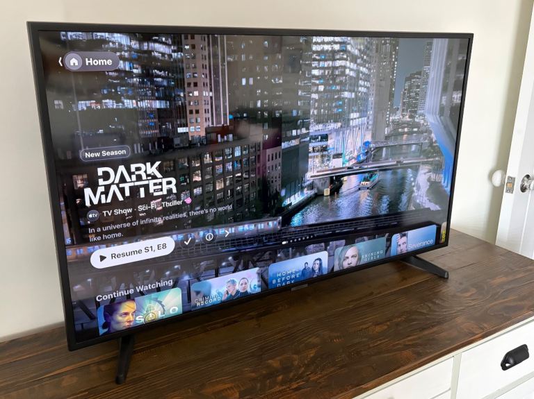 Samsung 43" 4K UHD LED Smart TV - Excellent Condition - £150
