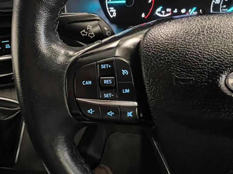 2022 Ford Transit Custom 2.0 EcoBlue 130ps Low Roof D/Cab Limited Van PANEL VAN DIESEL Manual