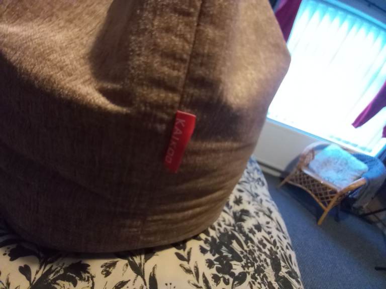 Pouffe only 1 year old