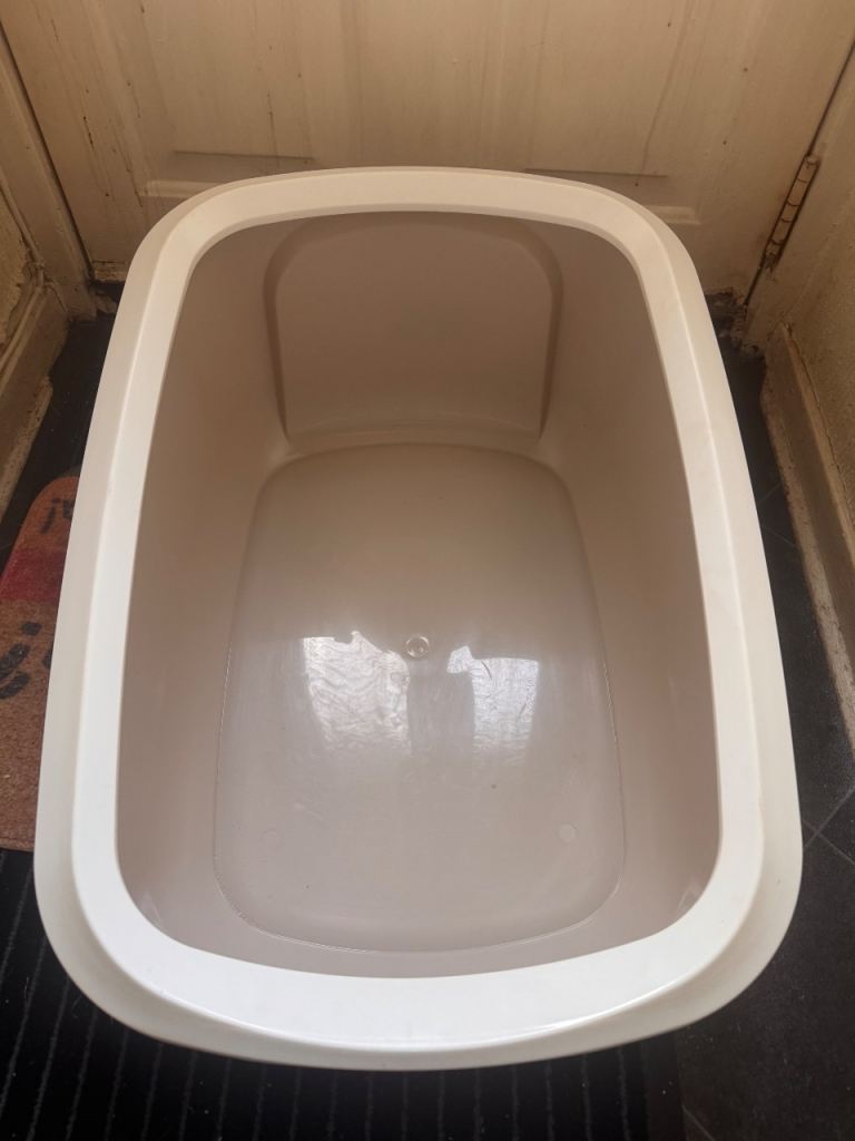 Savic Aseo Jumbo cat litter tray - FREE