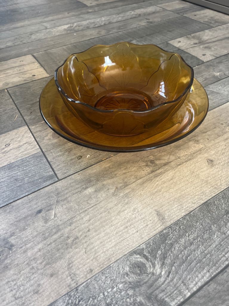 Brown glass plate and bowl
